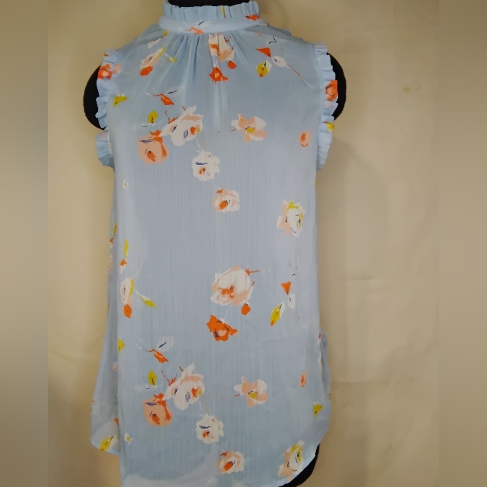 Who What Wear Light Blue Floral Blouse